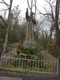 Apollinaris Kloster-Statue des Hl.Franziskus-3